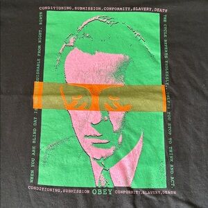 Obey t-shirt Small